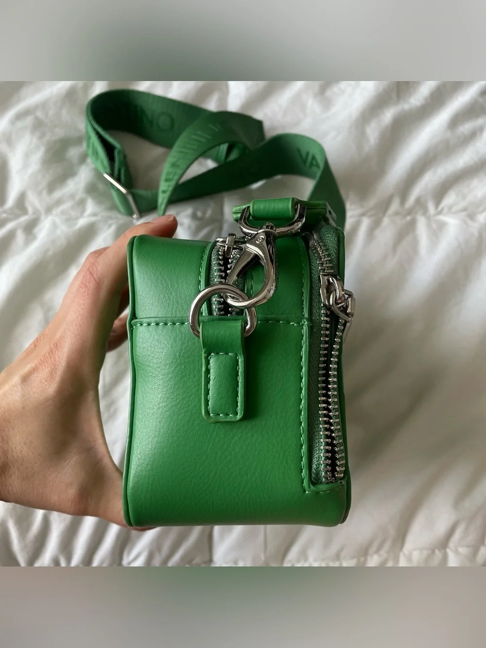 Valentino by Mario Valentino Spa Green Logo Belt Bag - Picture 7 of 16